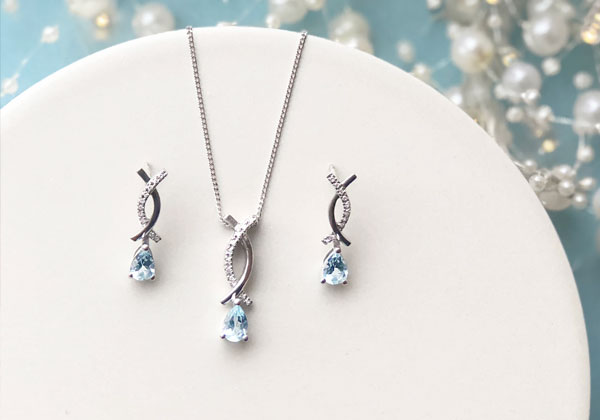 November's Birthstone