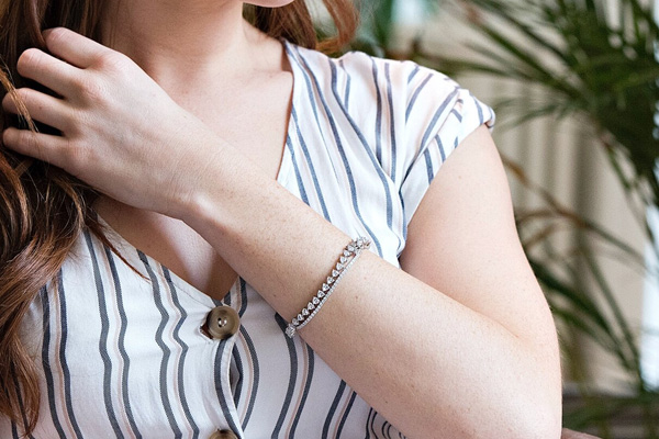 Five Ways To Wear A Tennis Bracelet