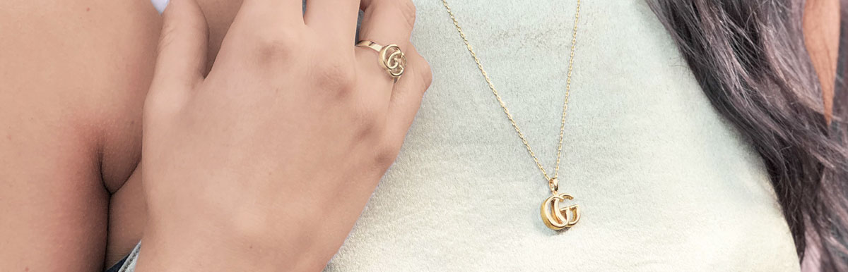 Gucci 18ct Gold Running G Necklace
